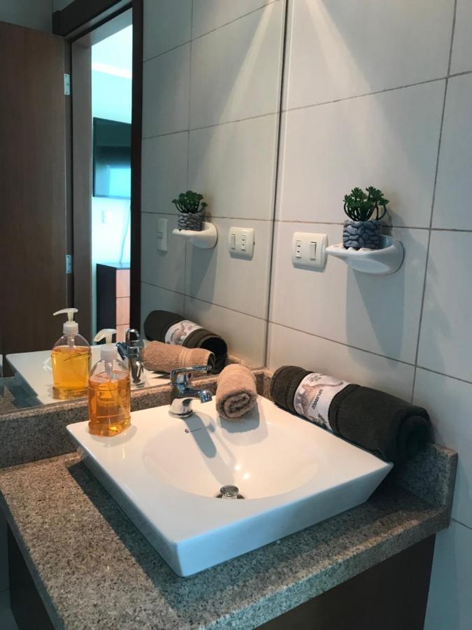 Suites Emporium Guayaquil Buitenkant foto
