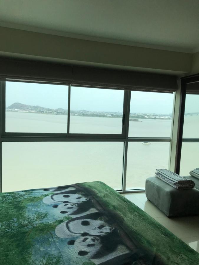 Suites Emporium Guayaquil Buitenkant foto